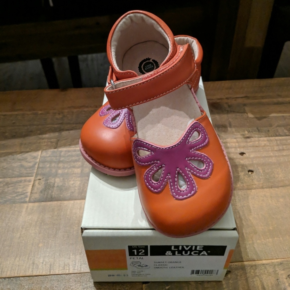 NWT Livie and Luca sunrise petals size 12